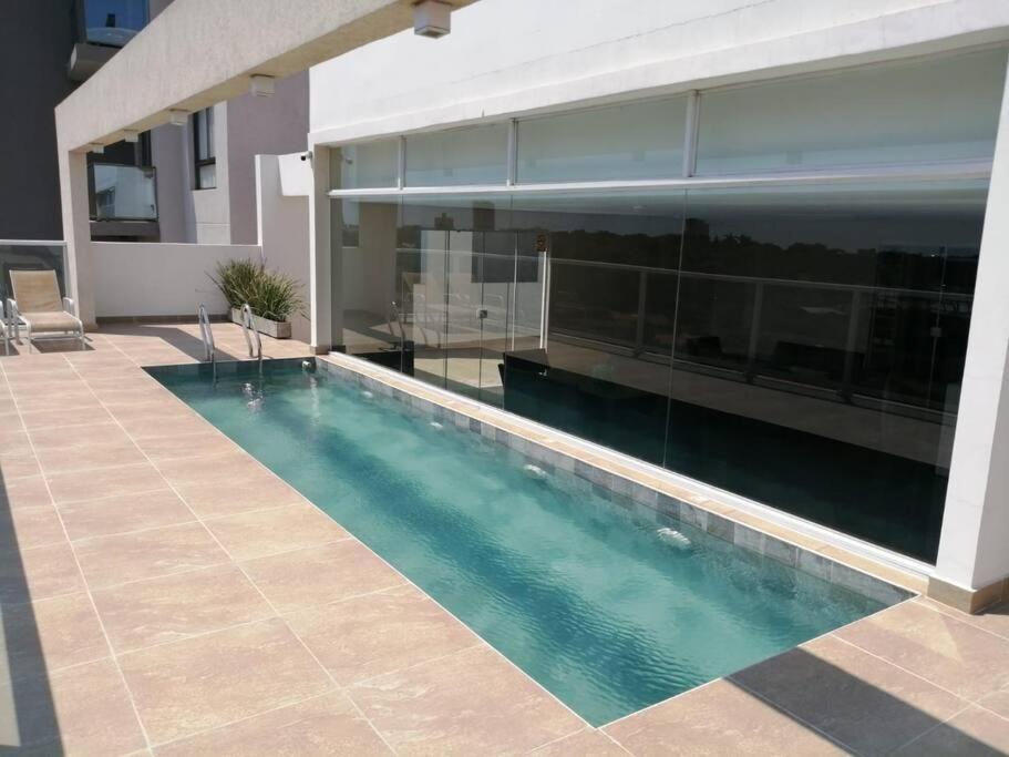 Апартаменты Hermoso Conjunto Residencial Con Piscina Асунсьон Экстерьер фото